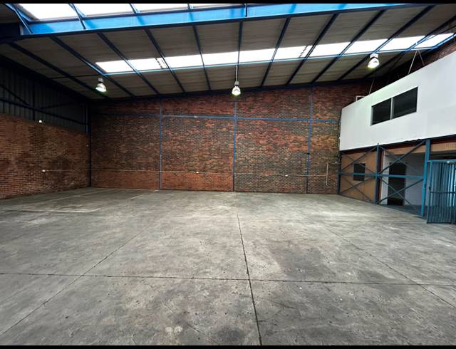470M² WAREHOUSE TO LET IN EASTGATE